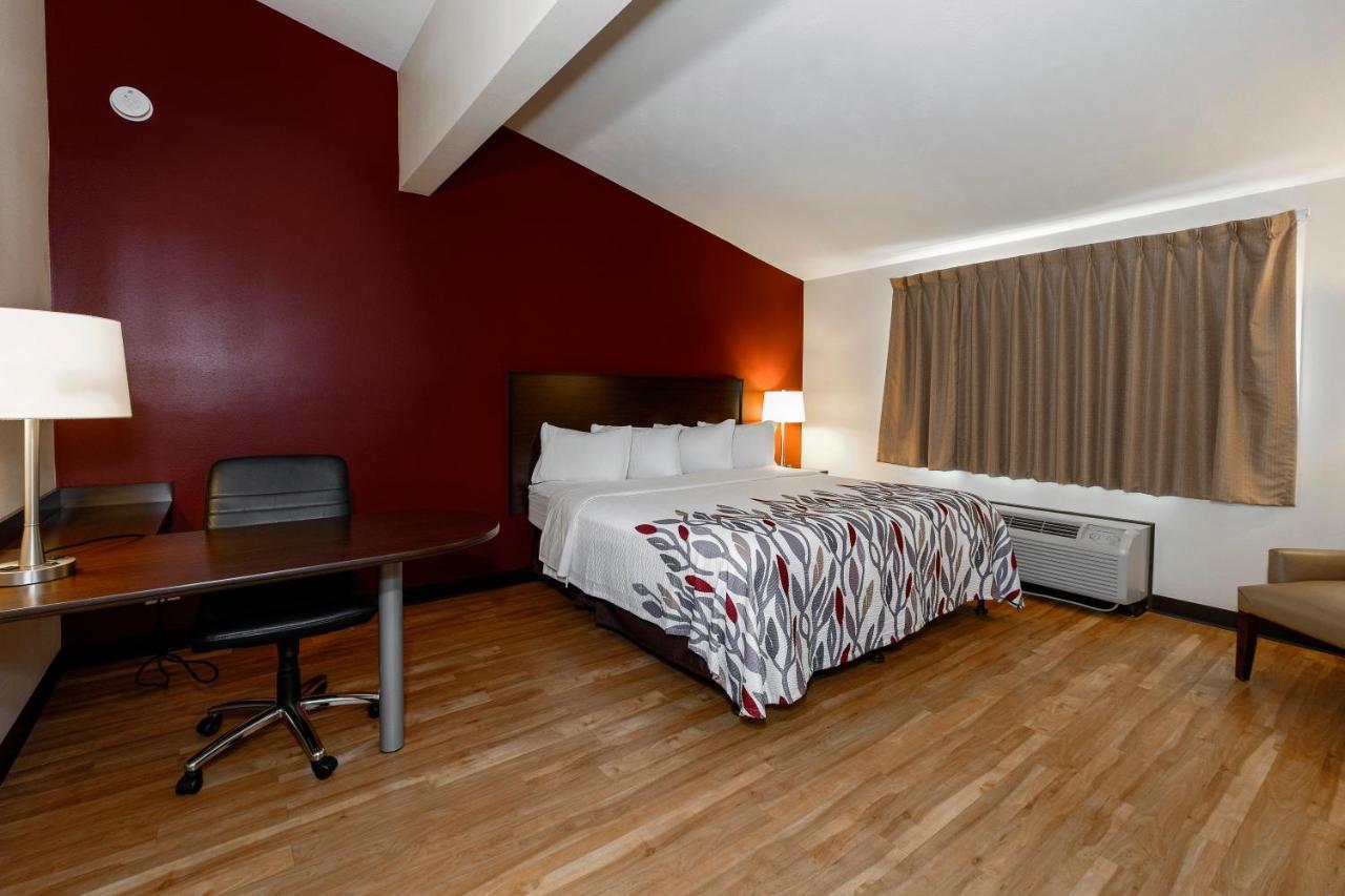 Red Roof Inn Vermillion - U Of South Dakota Bagian luar foto